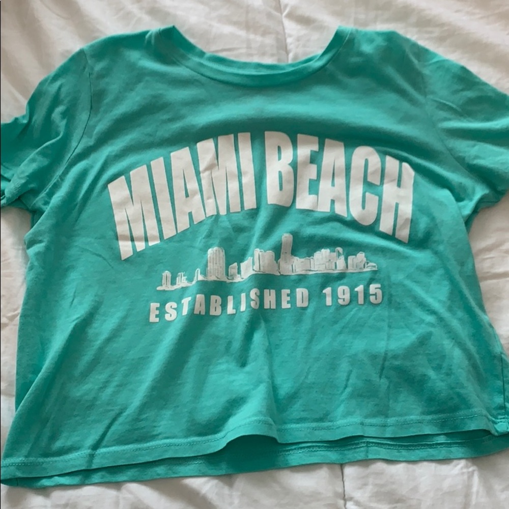 cropped miami beach t shirt